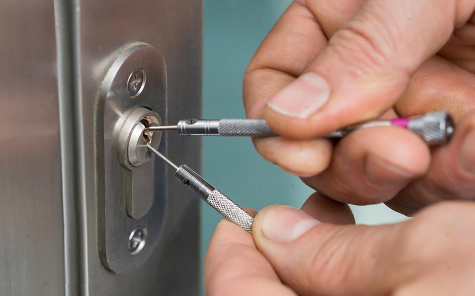 serrure de porte intérieure Châteauneuf-les-Martigues