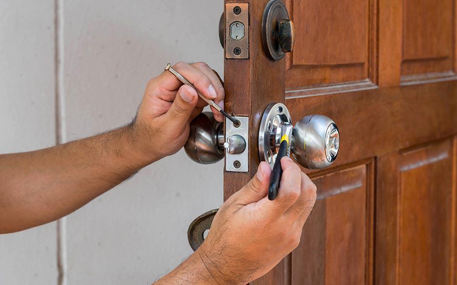 serrure de porte intérieure Châteauneuf-les-Martigues
