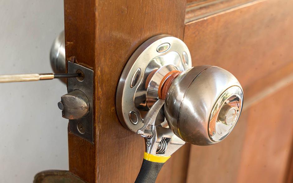 professionnel serrure porte blindee Noisiel
